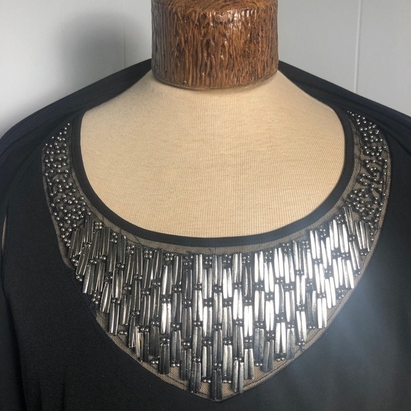 - Womens Black and Silver 2 Pce Top. Size 1X - Picture 3 of 7